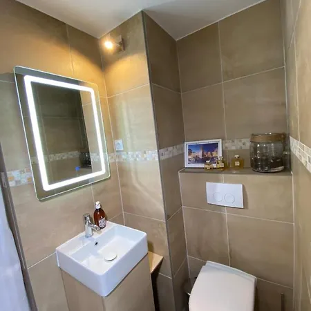 Gare Part Dieu شقة *