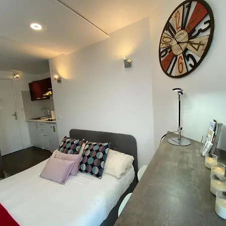Gare Part Dieu Apartment *